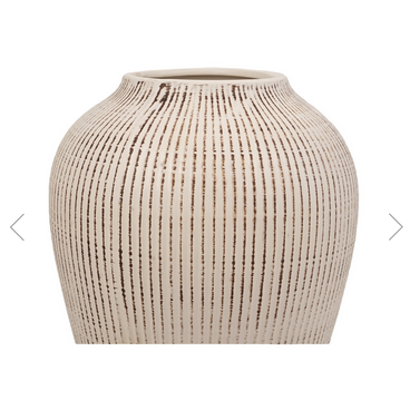 Ava Textured Vase - Image 3
